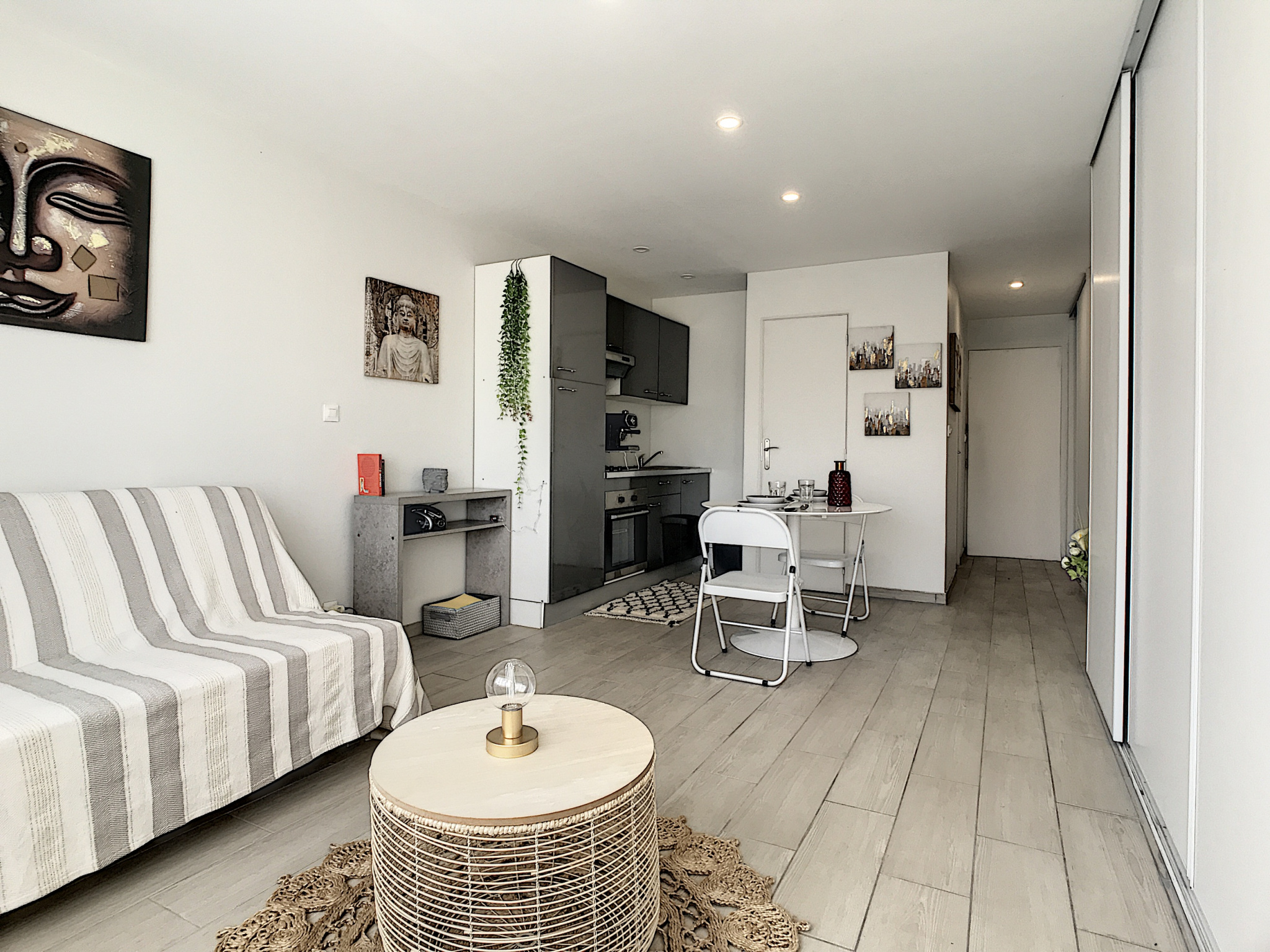 vente STUDIO 29 M2 ENTIÈREMENT RÉNOVÉ - PORT ARCACHON